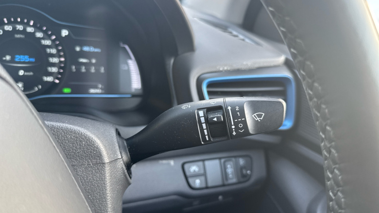 Hyundai IONIQ 1.6 GDi Hybrid Premium 5dr DCT Hybrid Hatchback